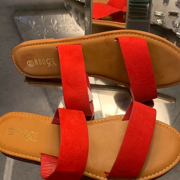 Red Slides - Picture 2 of 3